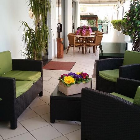 Hotel Santini Rimini Bagian luar foto