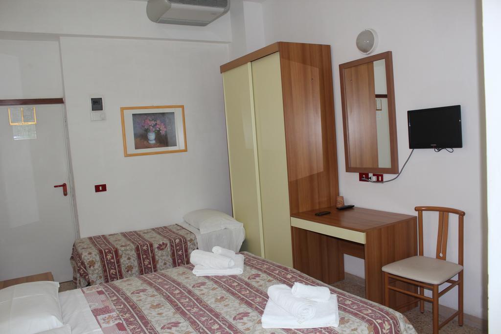 Hotel Santini Rimini Ruang foto