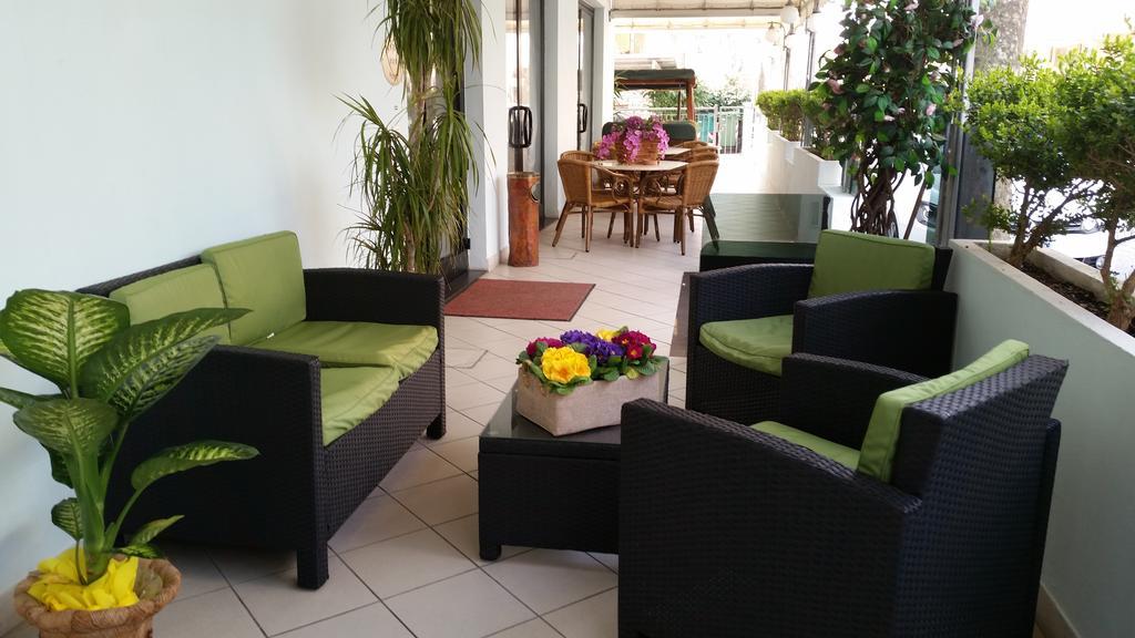 Hotel Santini Rimini Bagian luar foto
