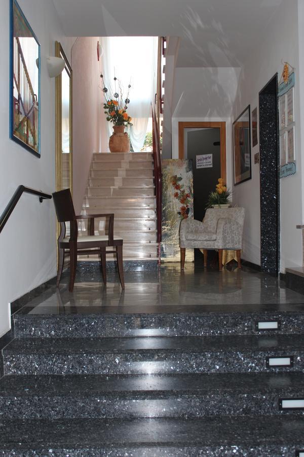 Hotel Santini Rimini Bagian luar foto